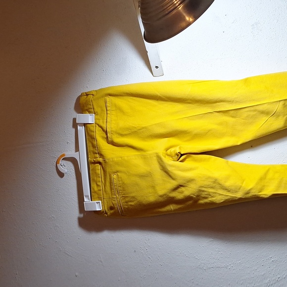 Old navy mid rise pants size 12 - Picture 3 of 3